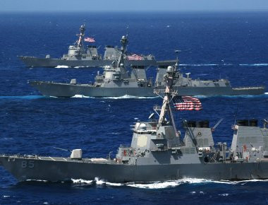 Ο Ν.Τραμπ στέλνει αντιτορπιλικά στο Αιγαίο για να «ηρεμήσει» τους Τούρκους